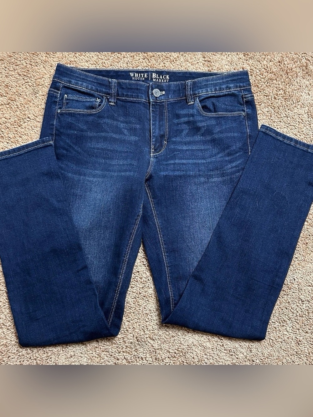 White House Black Mkt Skinny Leg HR Dark Wash Whiskering Denim Jean 8R Date Sexy